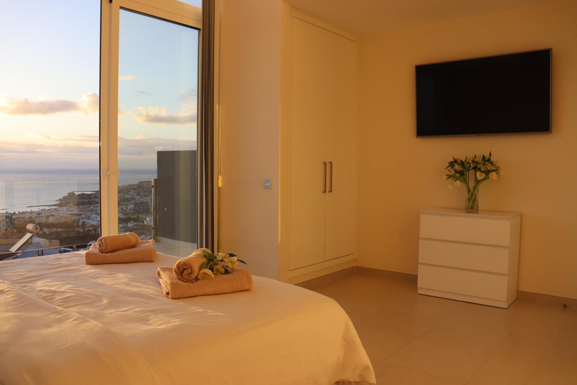 Azure Sky Villa - Panoramic Ocean View, Luxury, San Eugenio Costa Adeje  Eksteriør billede