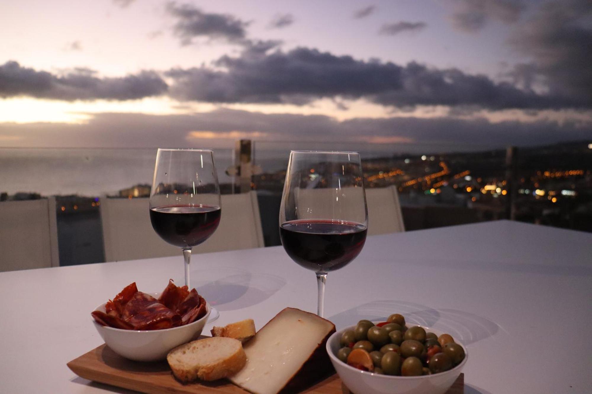 Azure Sky Villa - Panoramic Ocean View, Luxury, San Eugenio Costa Adeje  Eksteriør billede