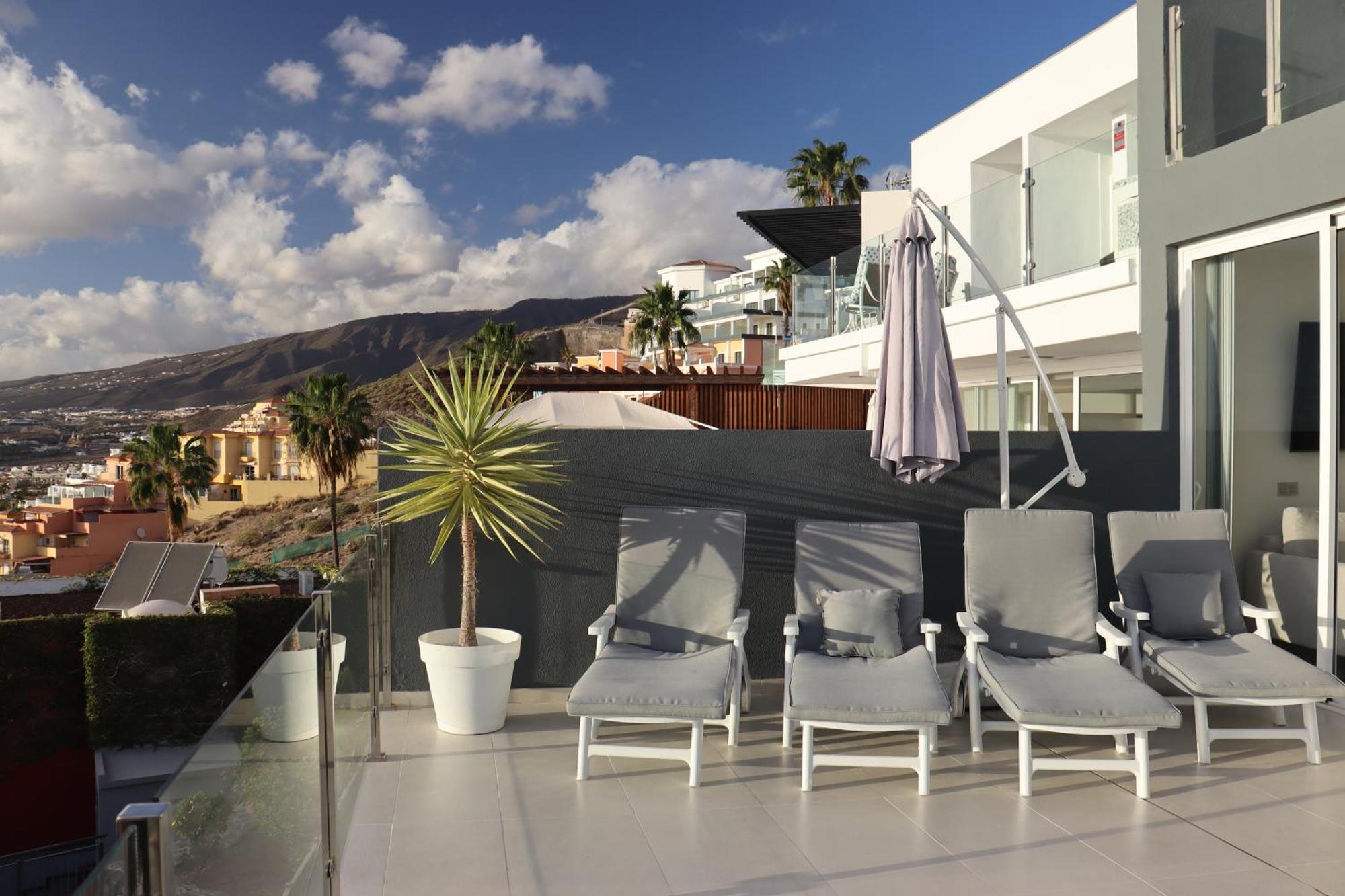 Azure Sky Villa - Panoramic Ocean View, Luxury, San Eugenio Costa Adeje  Eksteriør billede